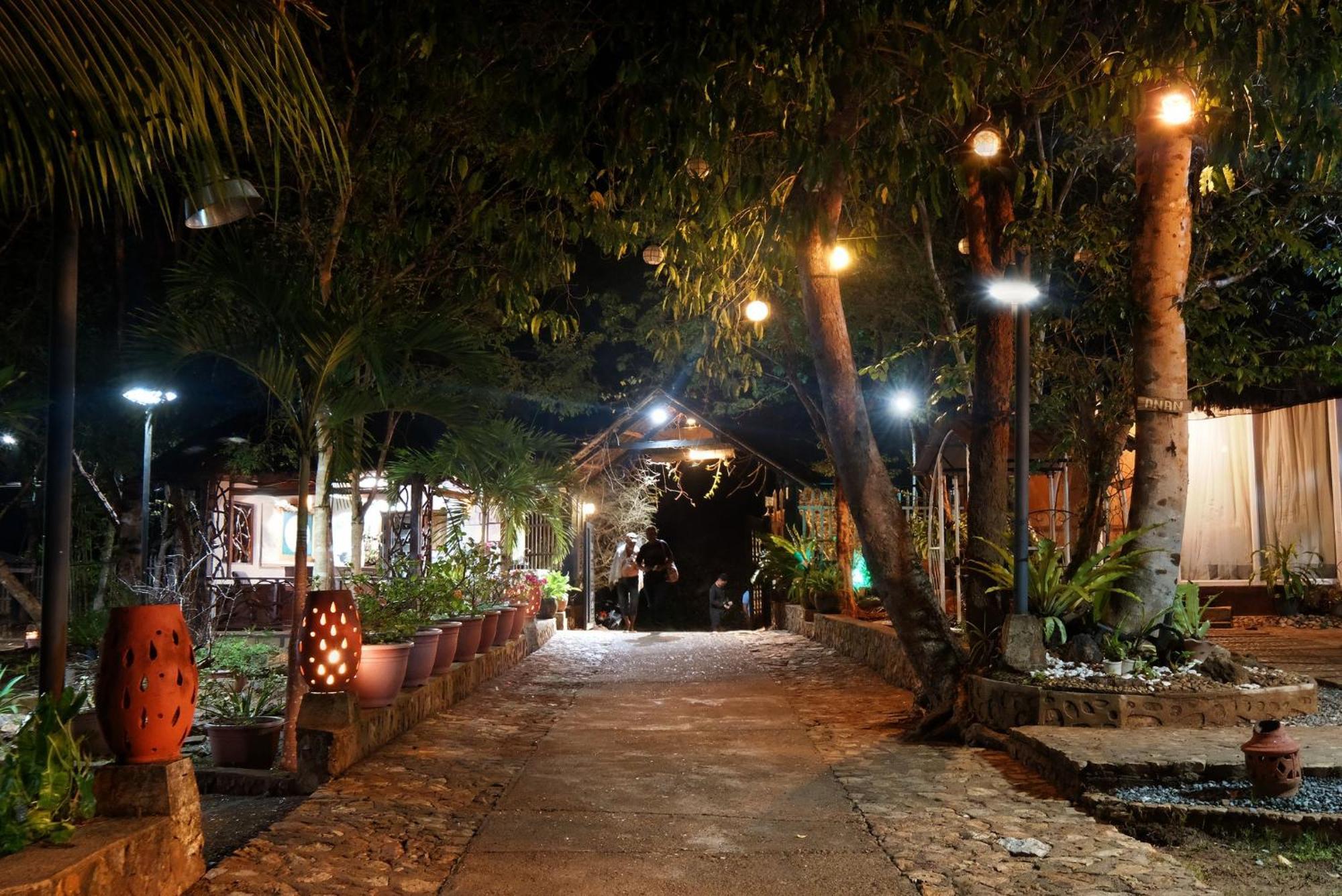 Villa Khadine Grand Vista Resort Coron Εξωτερικό φωτογραφία