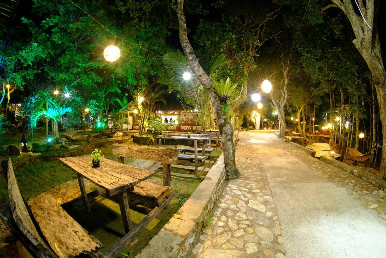Villa Khadine Grand Vista Resort Coron Εξωτερικό φωτογραφία